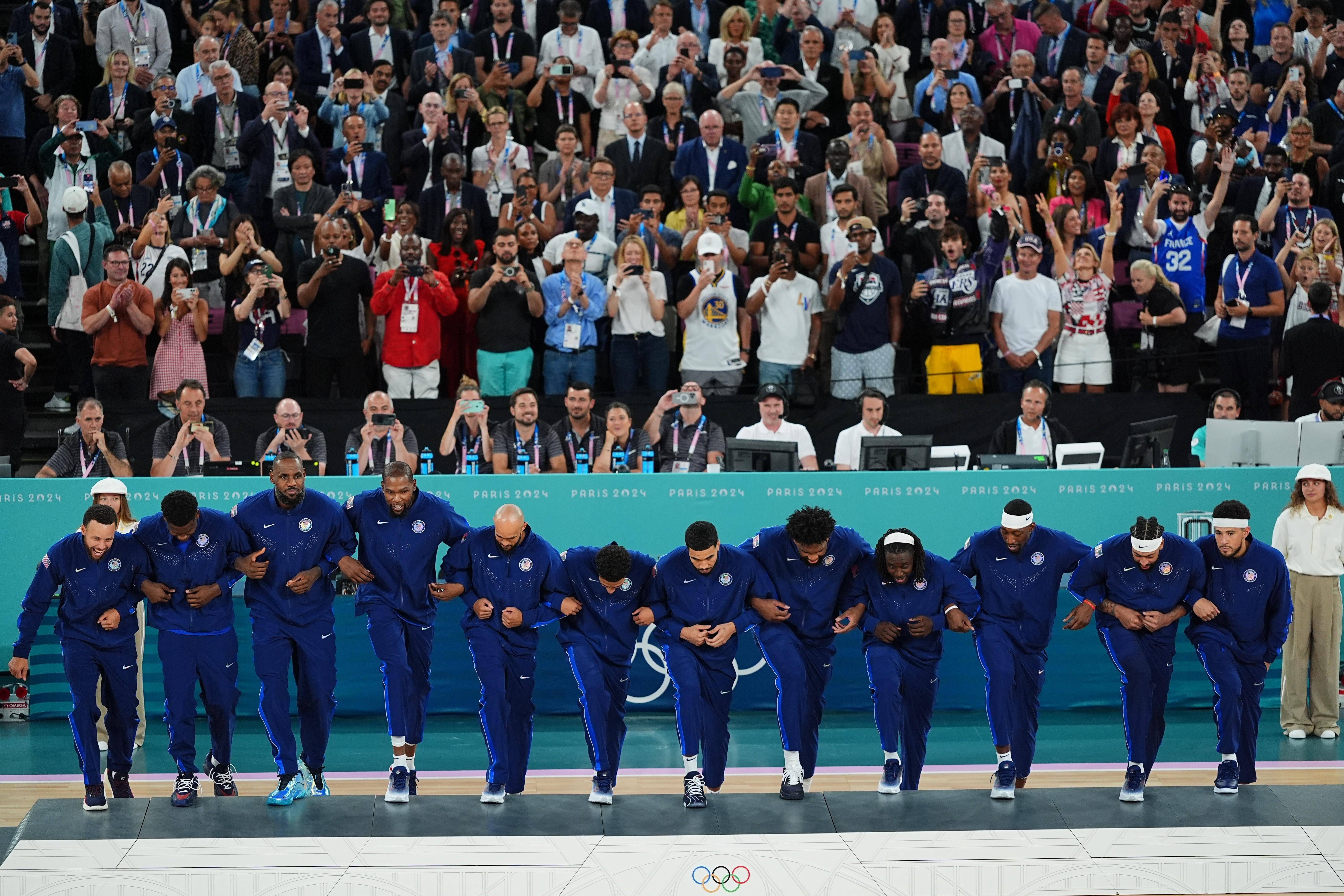 美国男篮队员被评为国际最佳球员