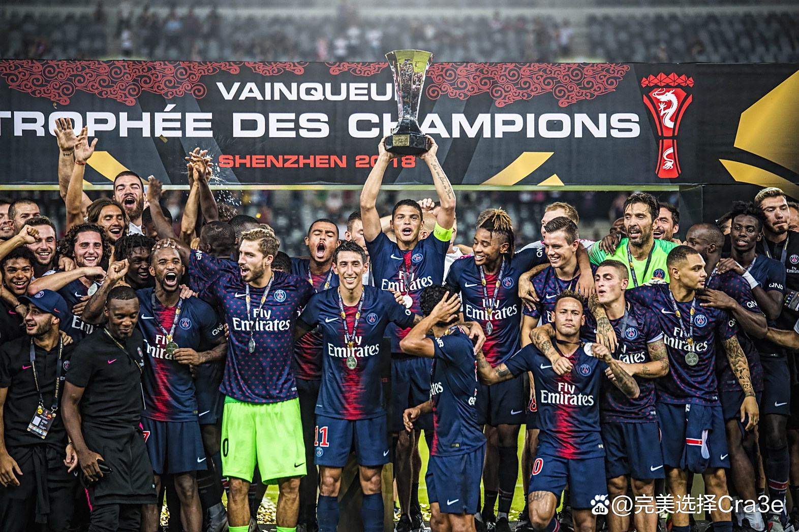 逆转多特蒙德，提前小组第一