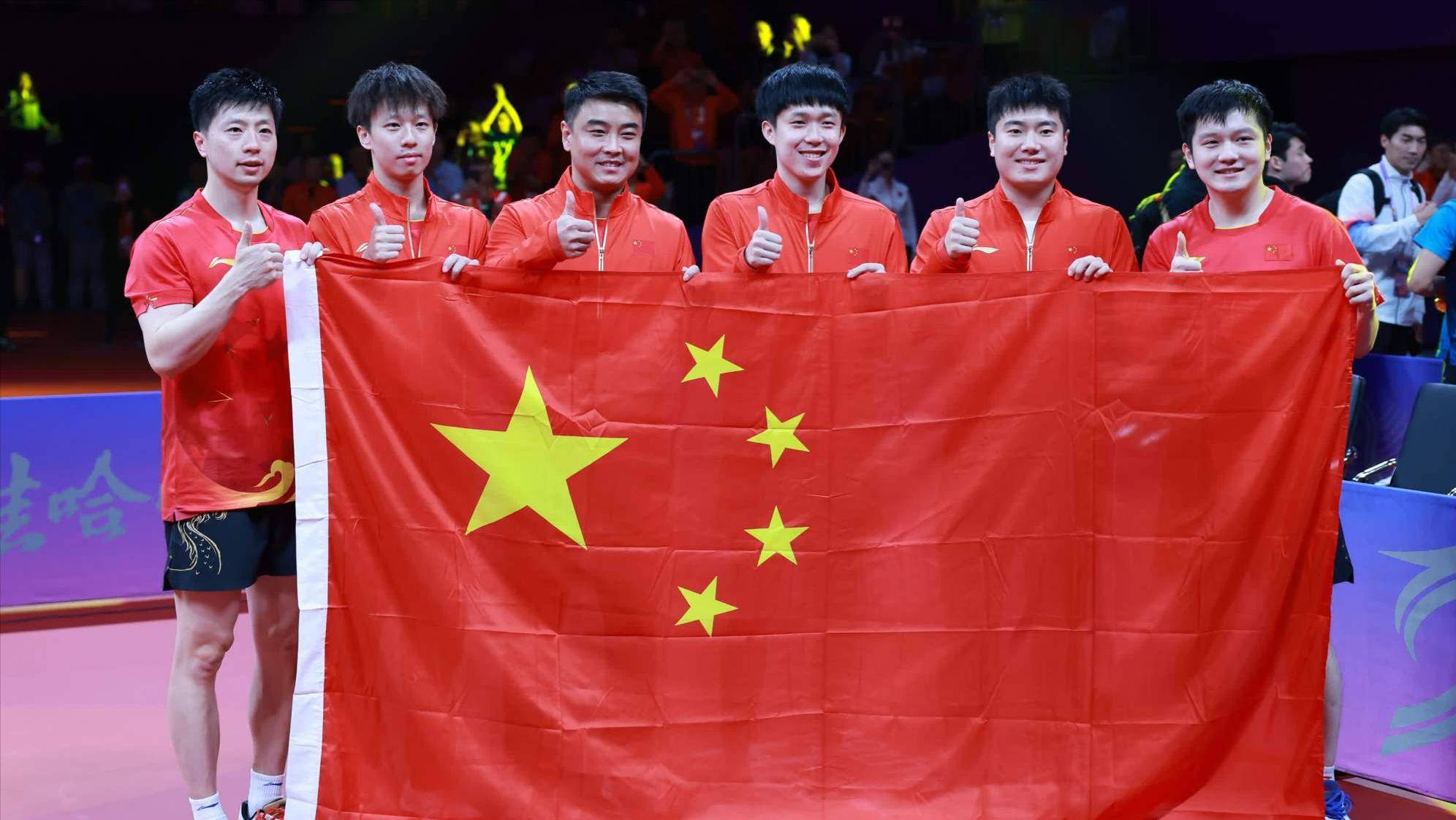 中国队再次捧起亚洲杯冠军奖杯的简单介绍