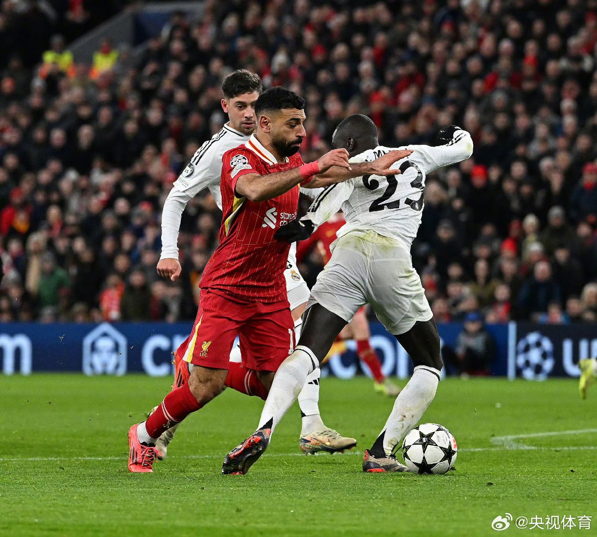 皇马创历史!欧冠比赛中首次完胜利物浦 皇马创历史!欧冠比赛中首次完胜利物浦