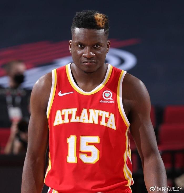 火箭大胜老鹰,血虐自由球员比里察 火箭大胜老鹰,血虐自由球员比里察